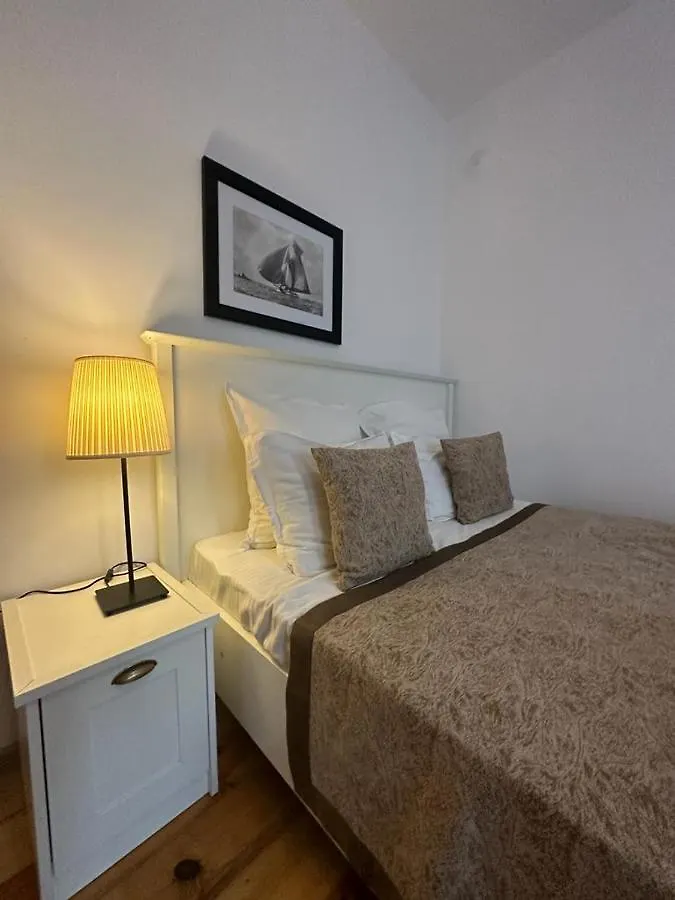 Just Studios Varna Homestay