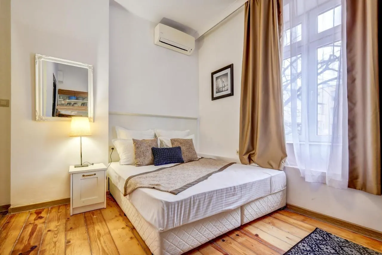 Just Studios Varna Homestay
